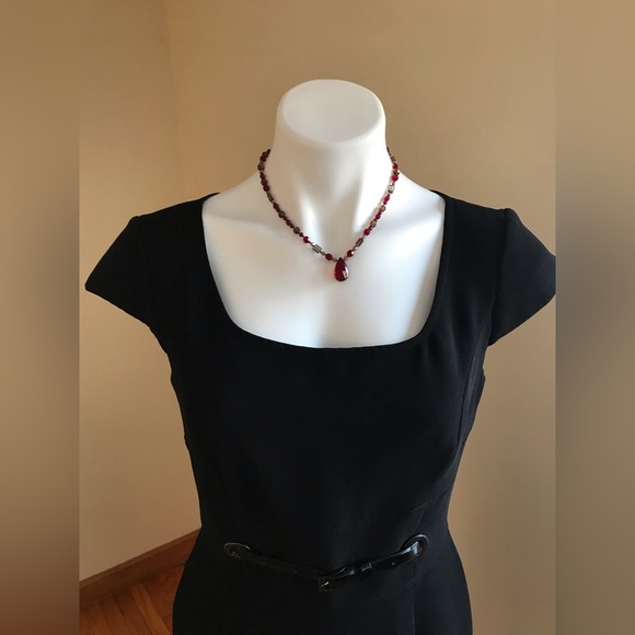 Tahari Black Belted SS Midi Dress With Split In Back Pleat Sz. 6 - Picture 5 of 16